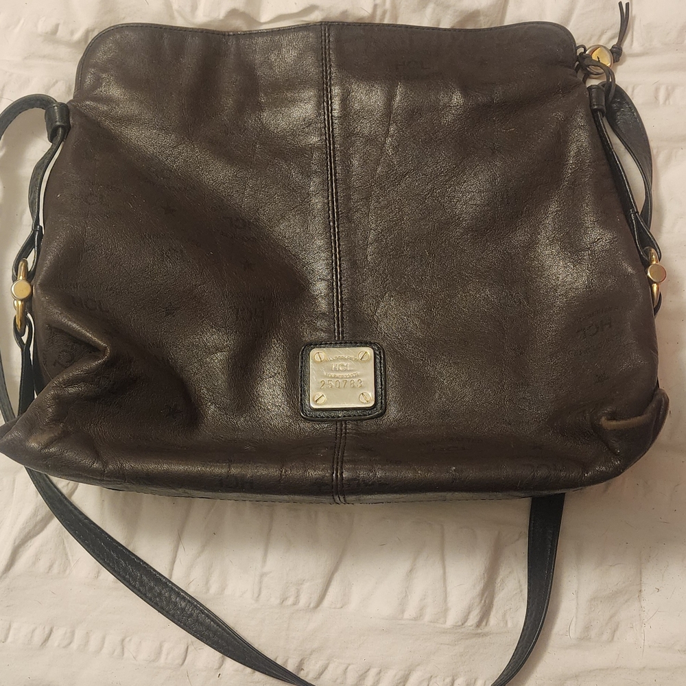 HCL Womans Bag Brown Leather Shoulder Bag Black Logo Gold Accents German Import